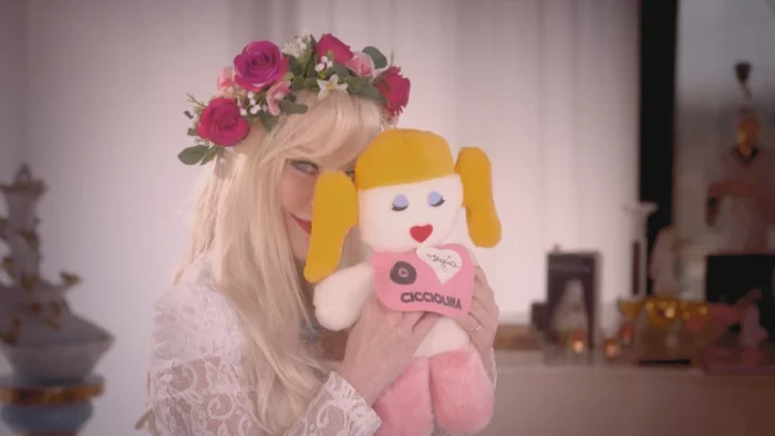 Cicciolina Doll - Image 2